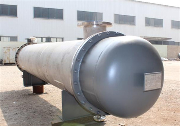 腐蝕性介質處理中的反應設備及煙臺正太壓力容器的解決方案